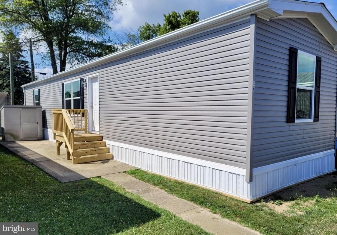 47 Hilltop Avenue, Akron