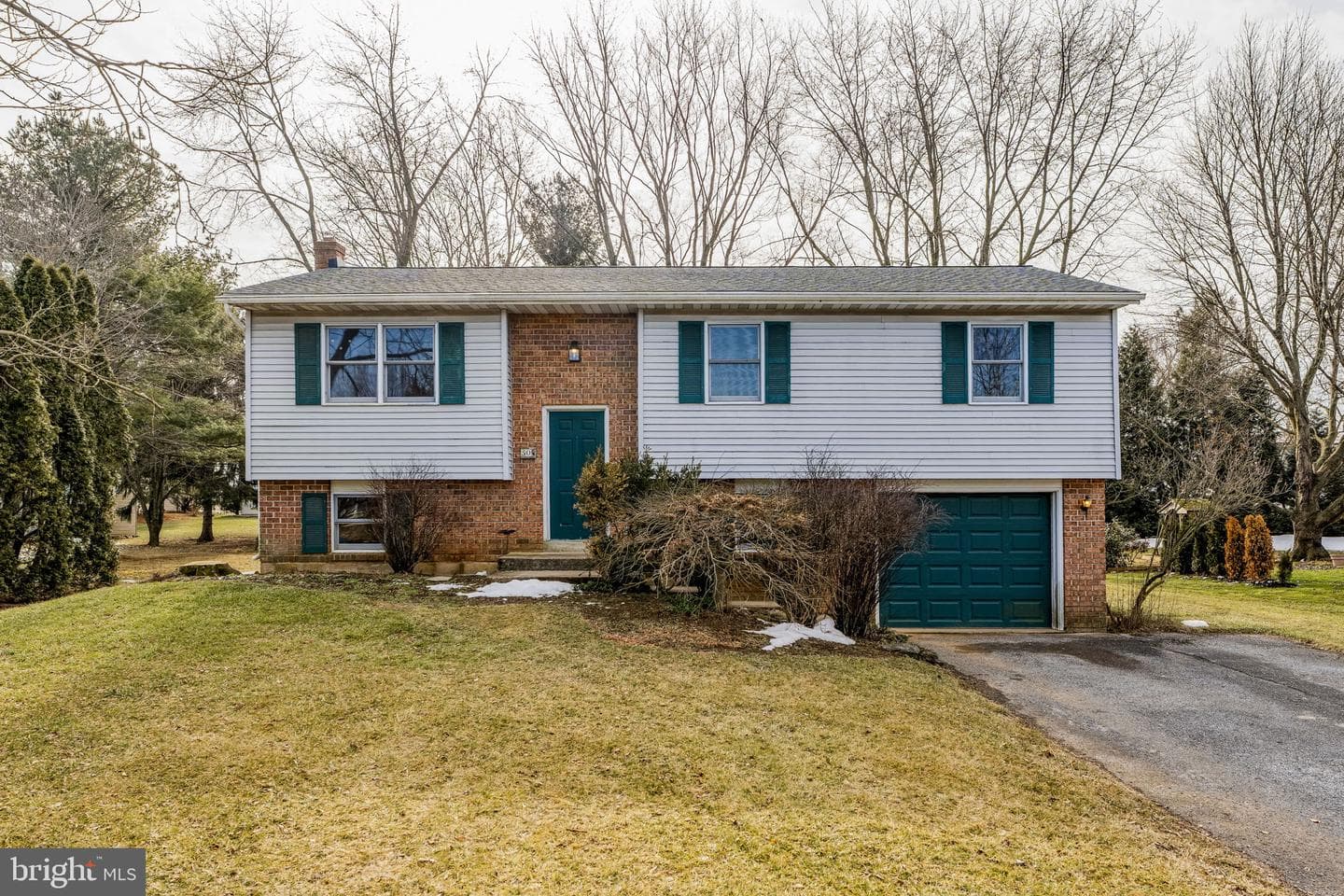 30 Buttonwood Drive
