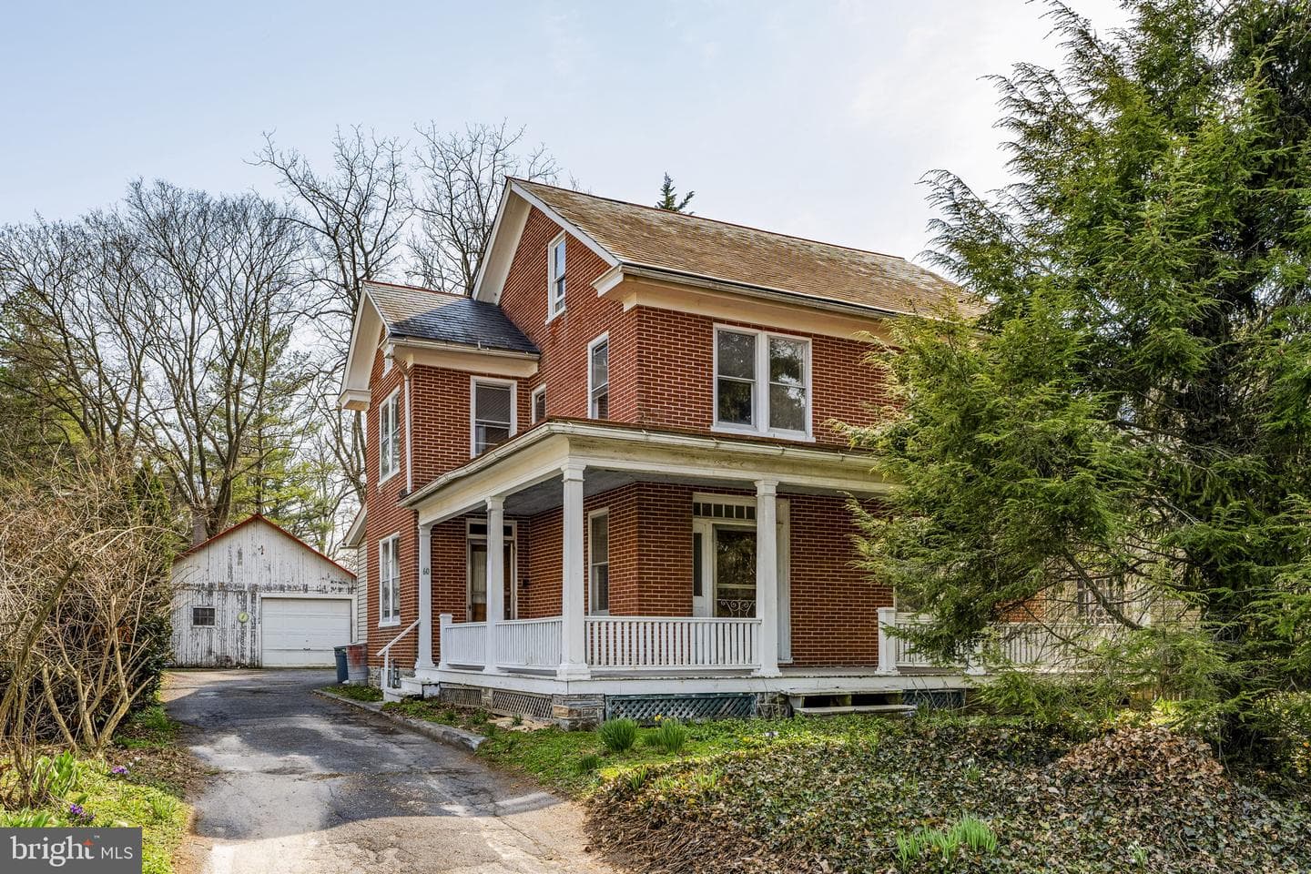 60 Paradise Lane photo 1