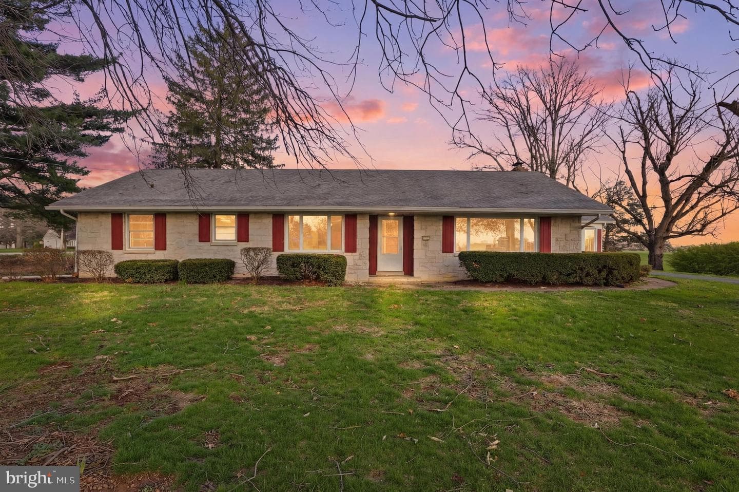 1437 Lititz Road photo 1
