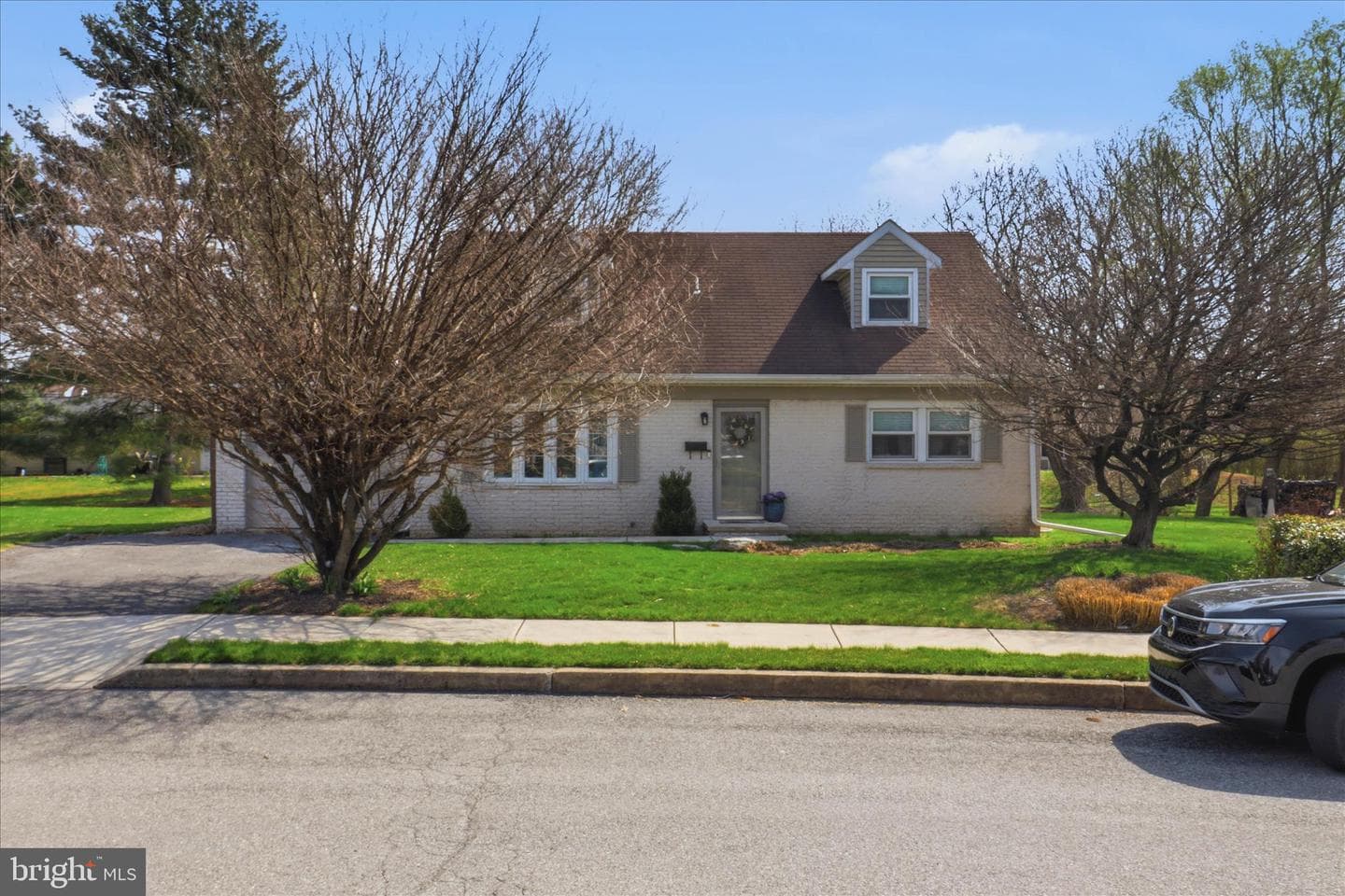 213 Skylark Road photo 1
