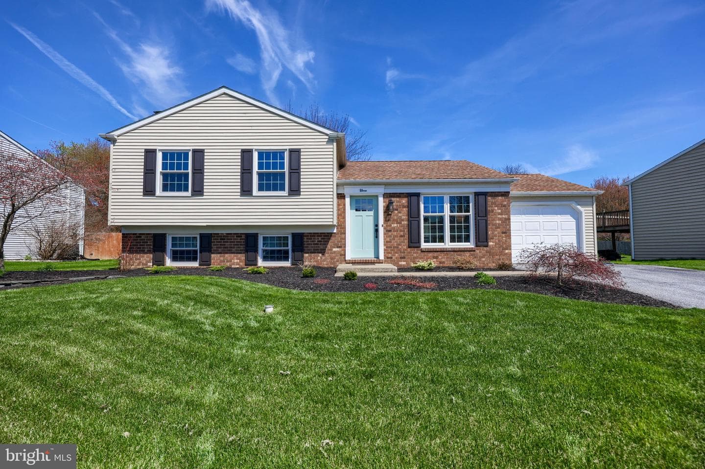11 Cobblestone Drive