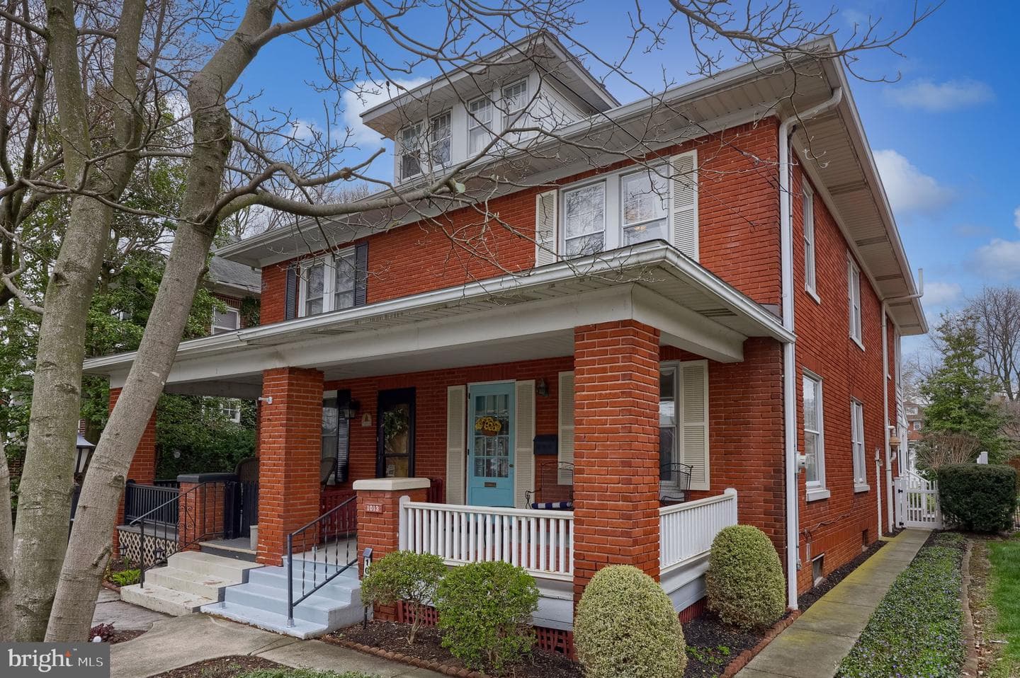 1013 Locust Street photo 1