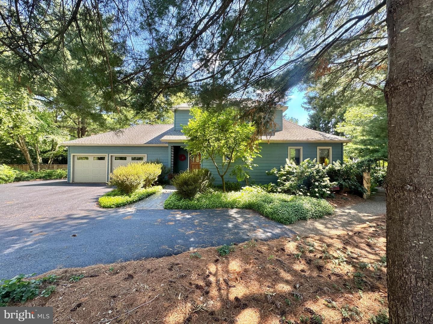 406 E Hazel Avenue