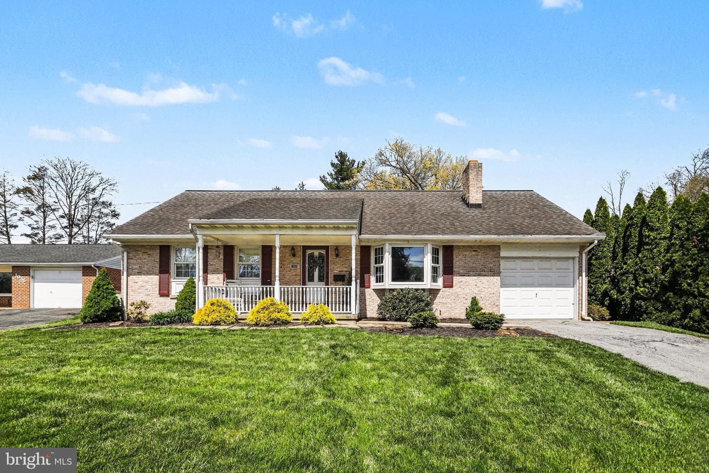 1065 Ridge Avenue photo 1