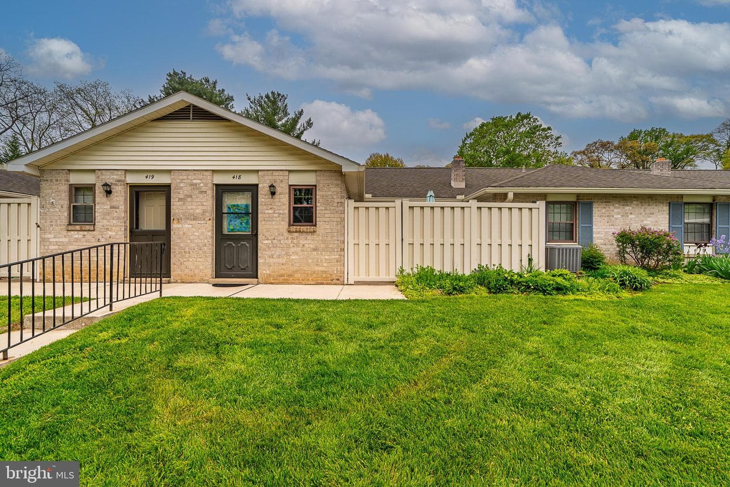 418 Valleybrook Drive