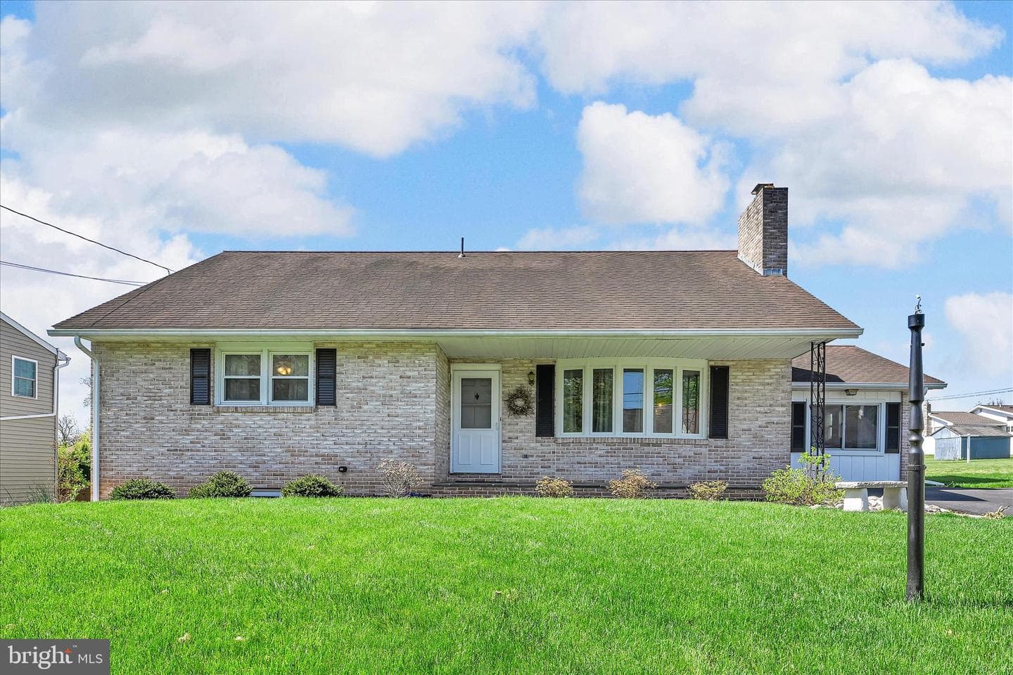 25 Frederick Avenue photo 1