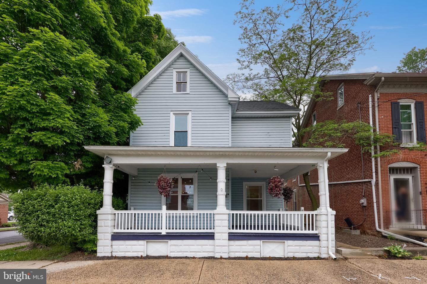 433 Main Street