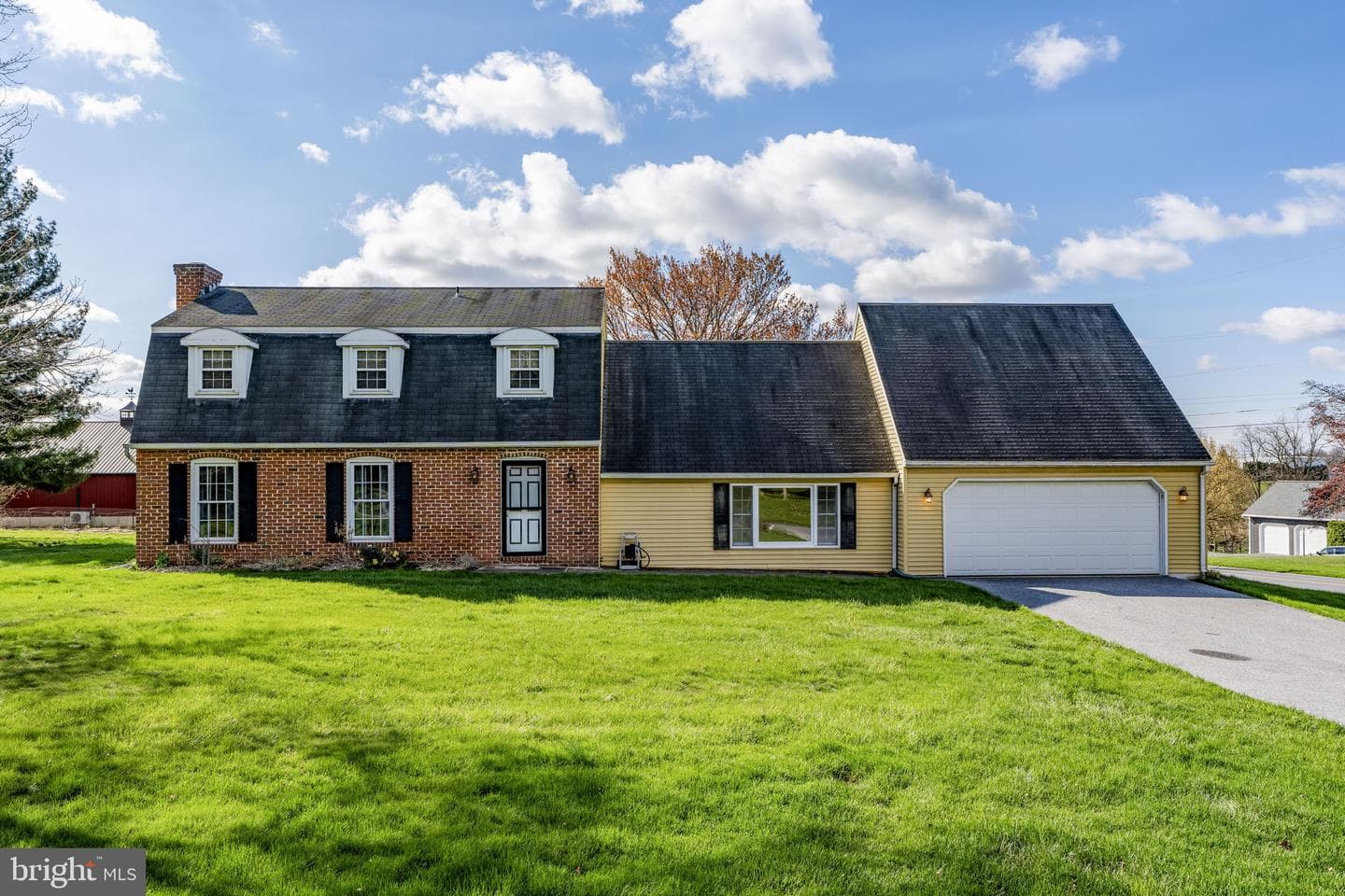 2 Arlin Circle