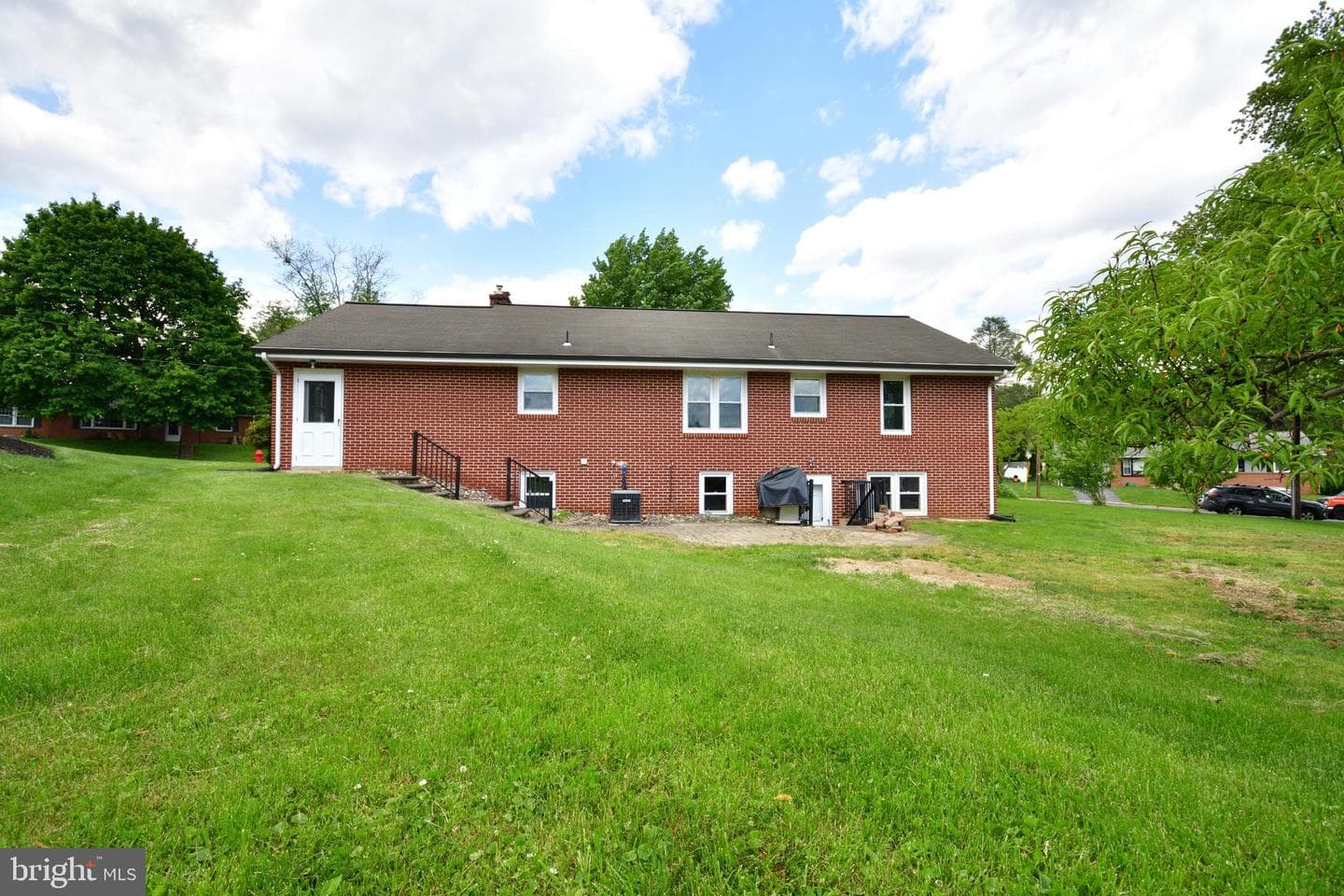 556 Oak Ridge Drive