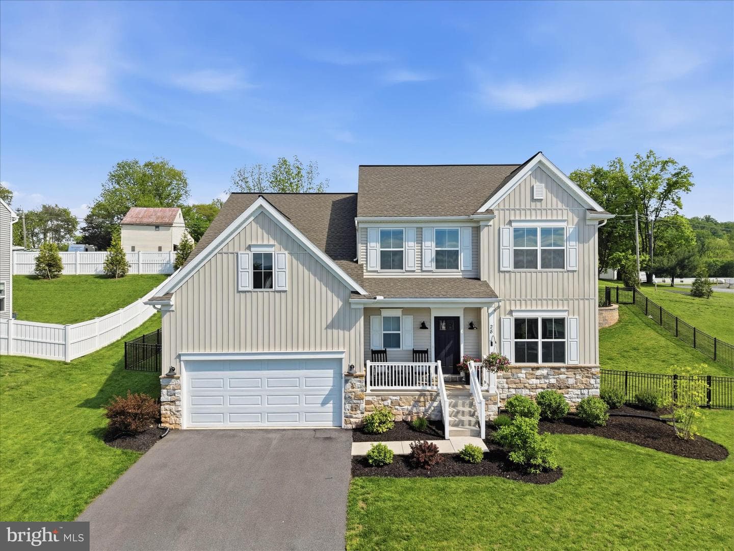 28 Lee Drive