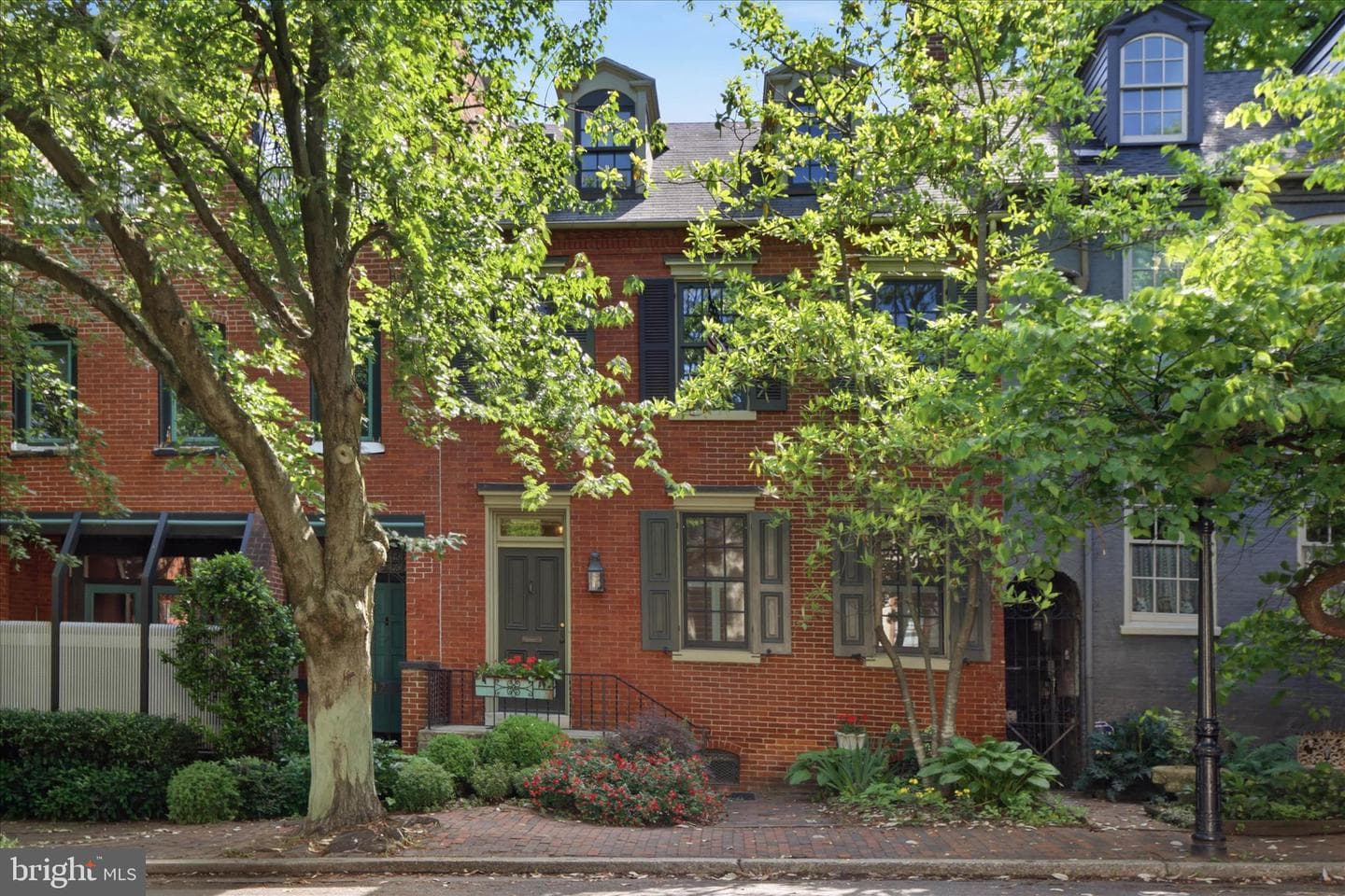119 S Duke Street