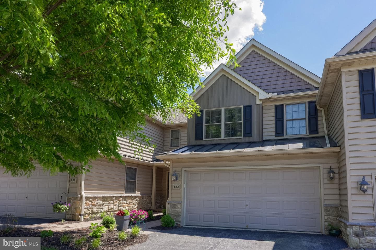 253 Fieldcrest Lane