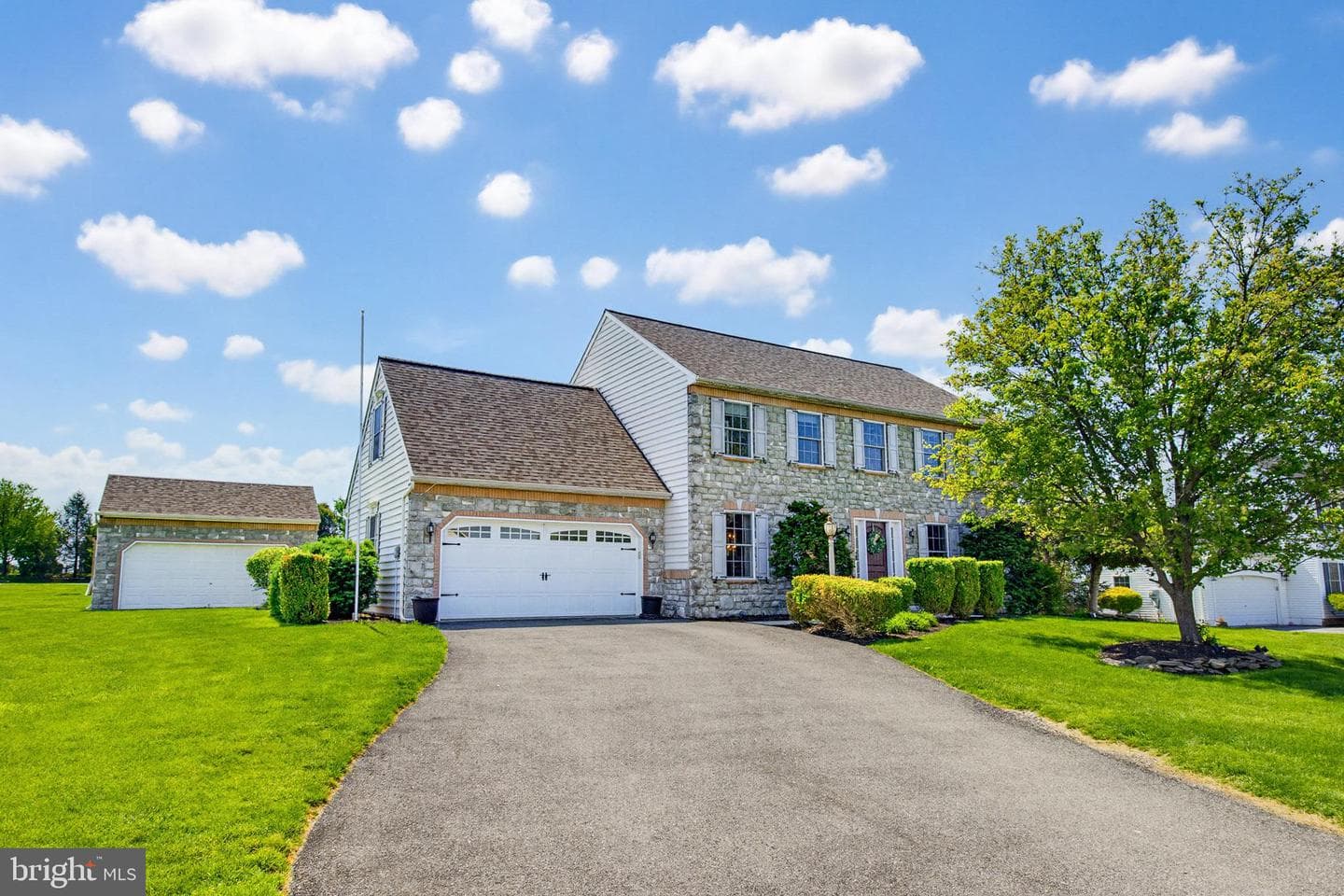 40 Jewel Drive