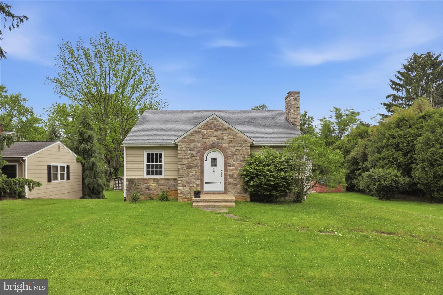 169 School House Road