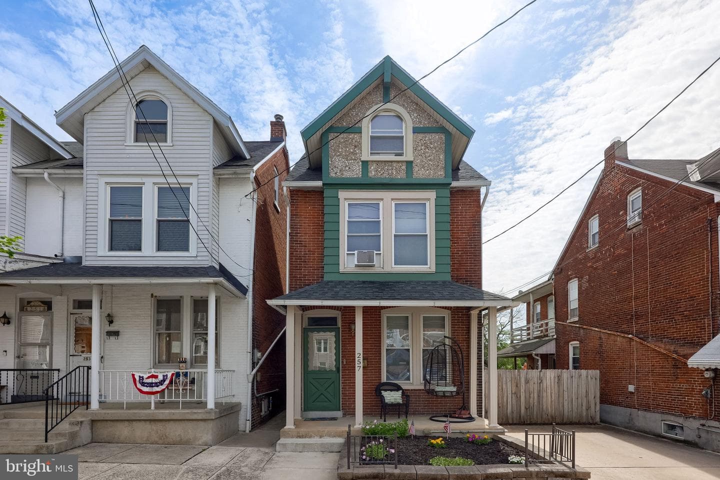 257 S 8th Street