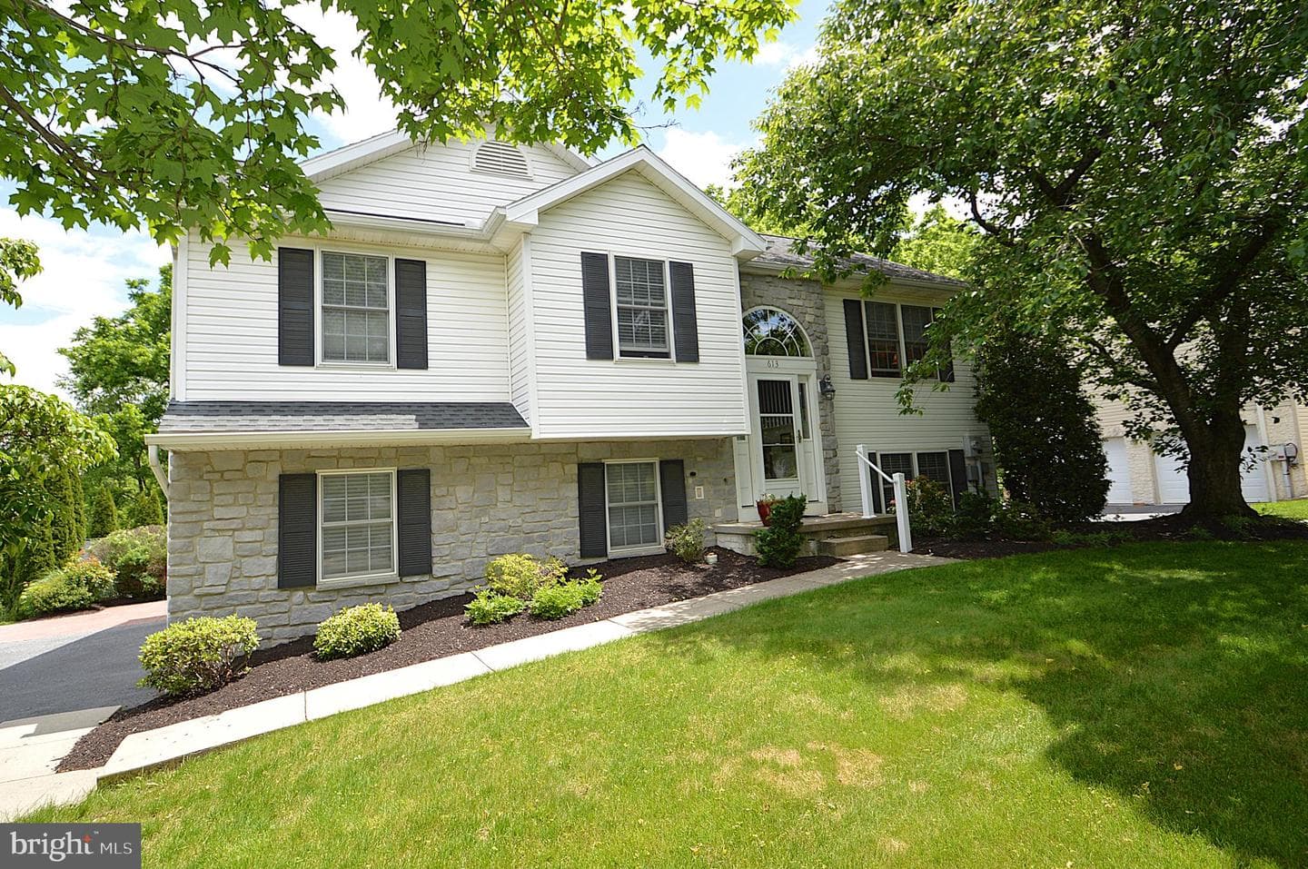 613 Mallard Drive