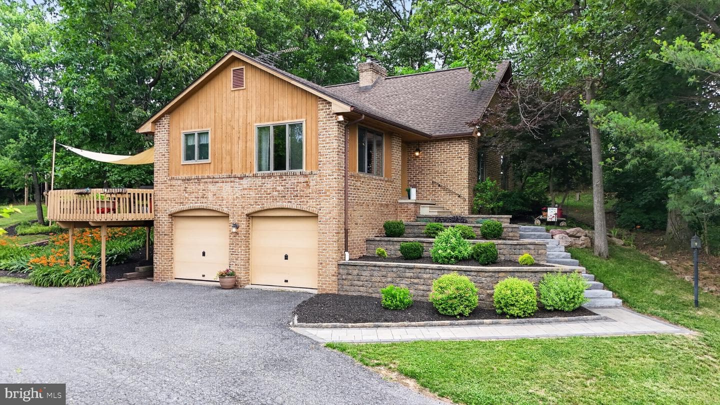 2571 Valley View Road, Morgantown