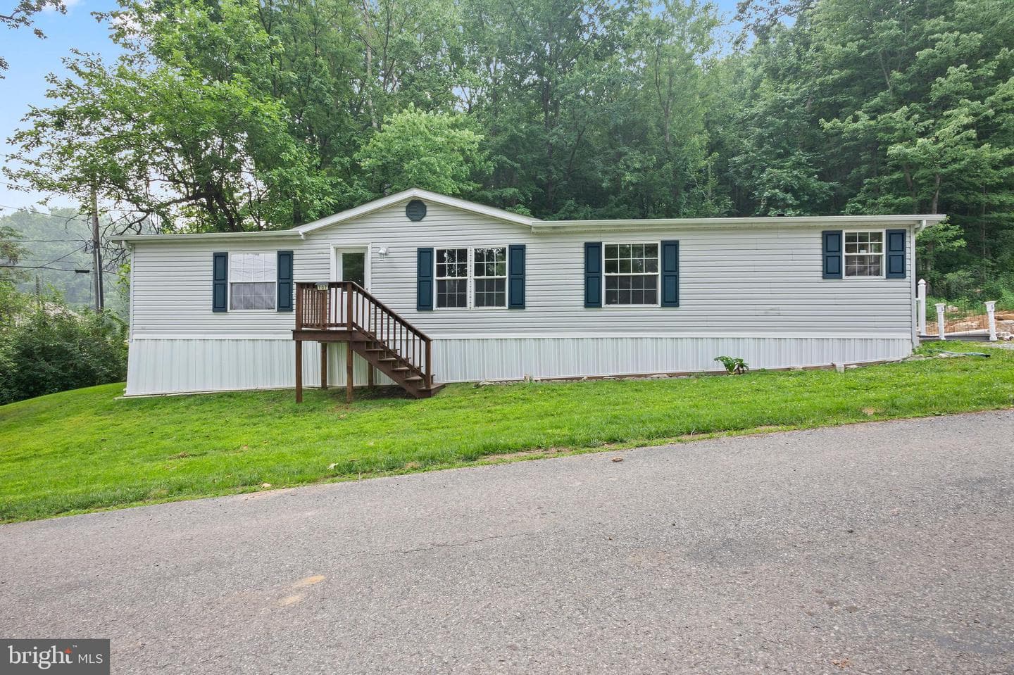707 Hillside Drive, Gap