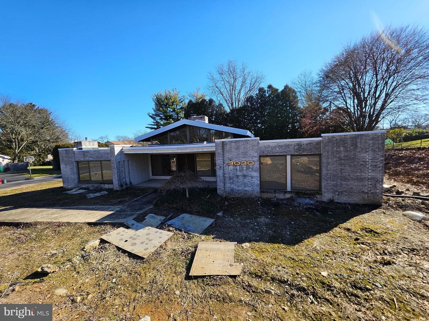 3030 W Livingston Street photo 1