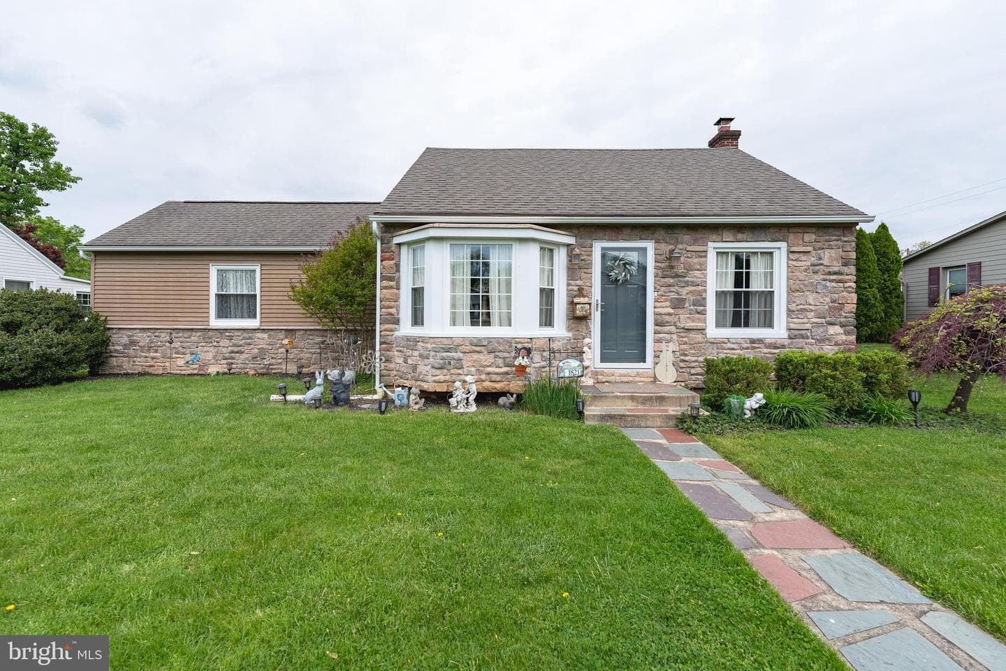 1821 W W Stanley Street photo 1