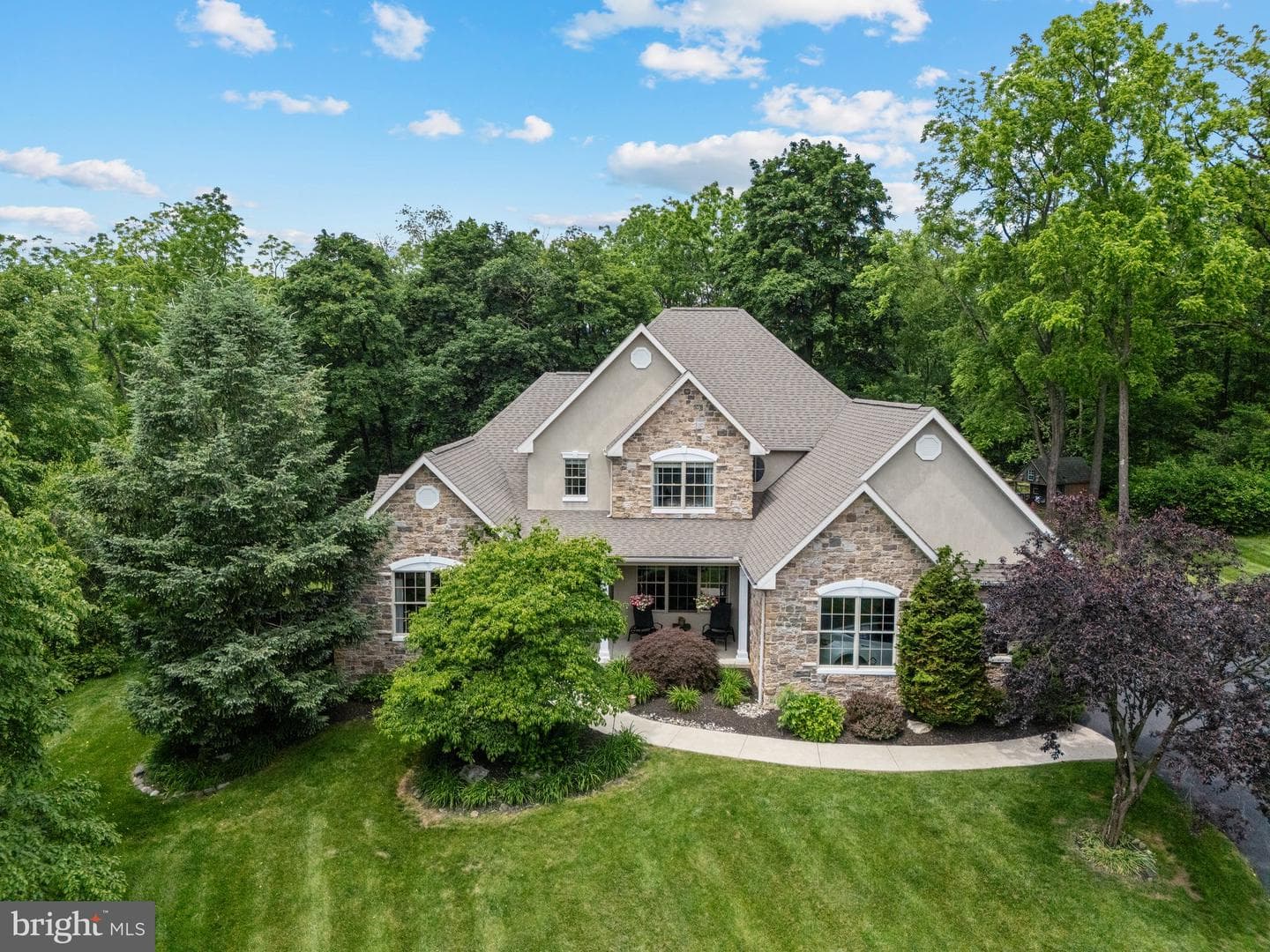 6335 Sweetbriar Lane photo 1