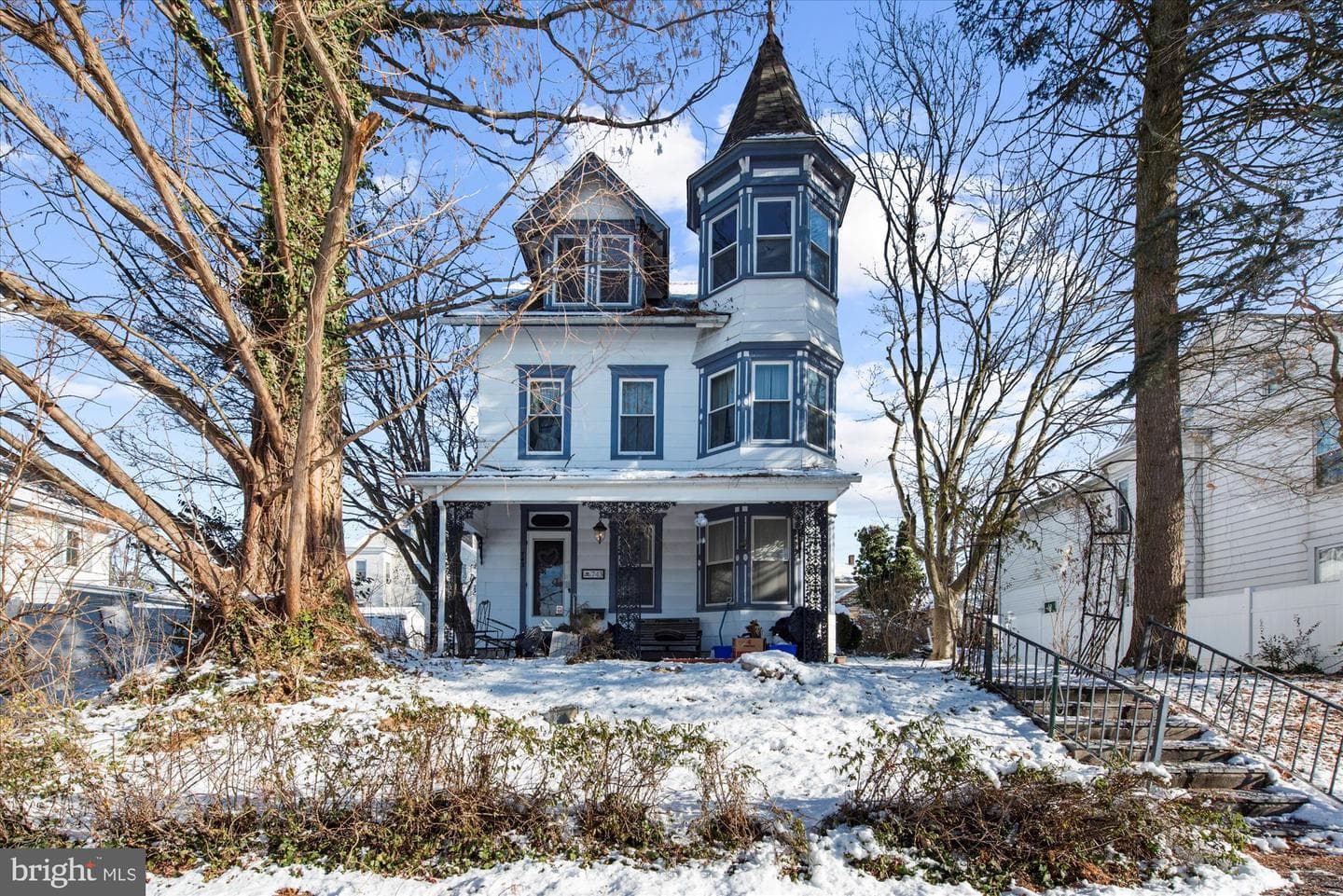743 3rd Street photo 1