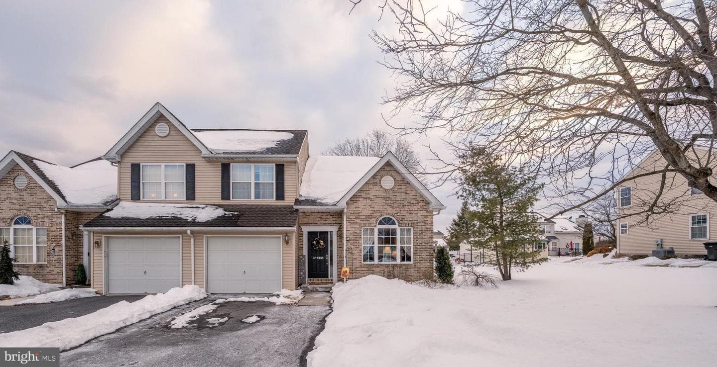 2138 Briarwood Drive photo 1