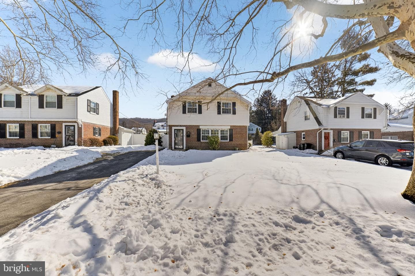 926 Buttonwood Street photo 1