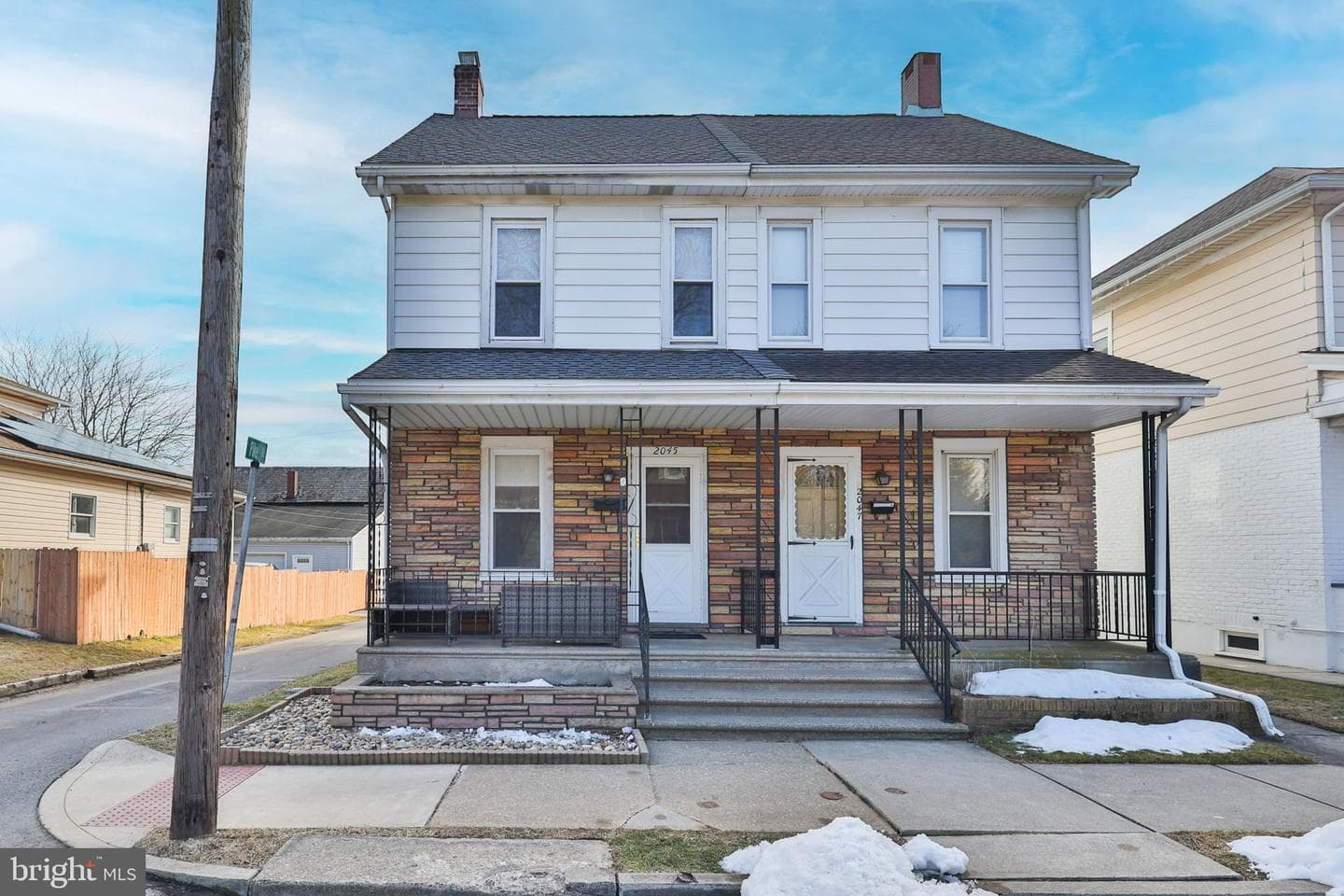 2045 Kenmore Avenue photo 1