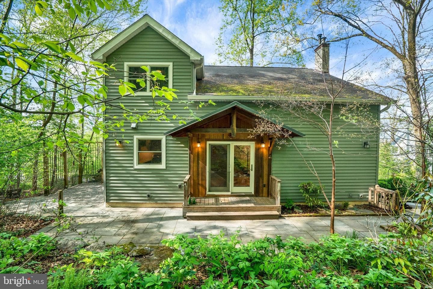 1694 Spring Valley Road photo 1