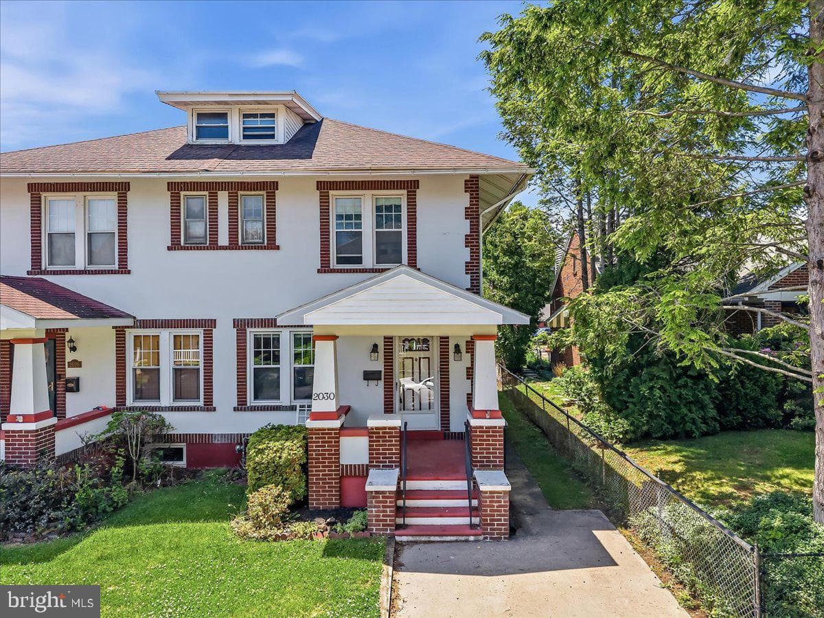 2030 Lawfer Avenue photo 1