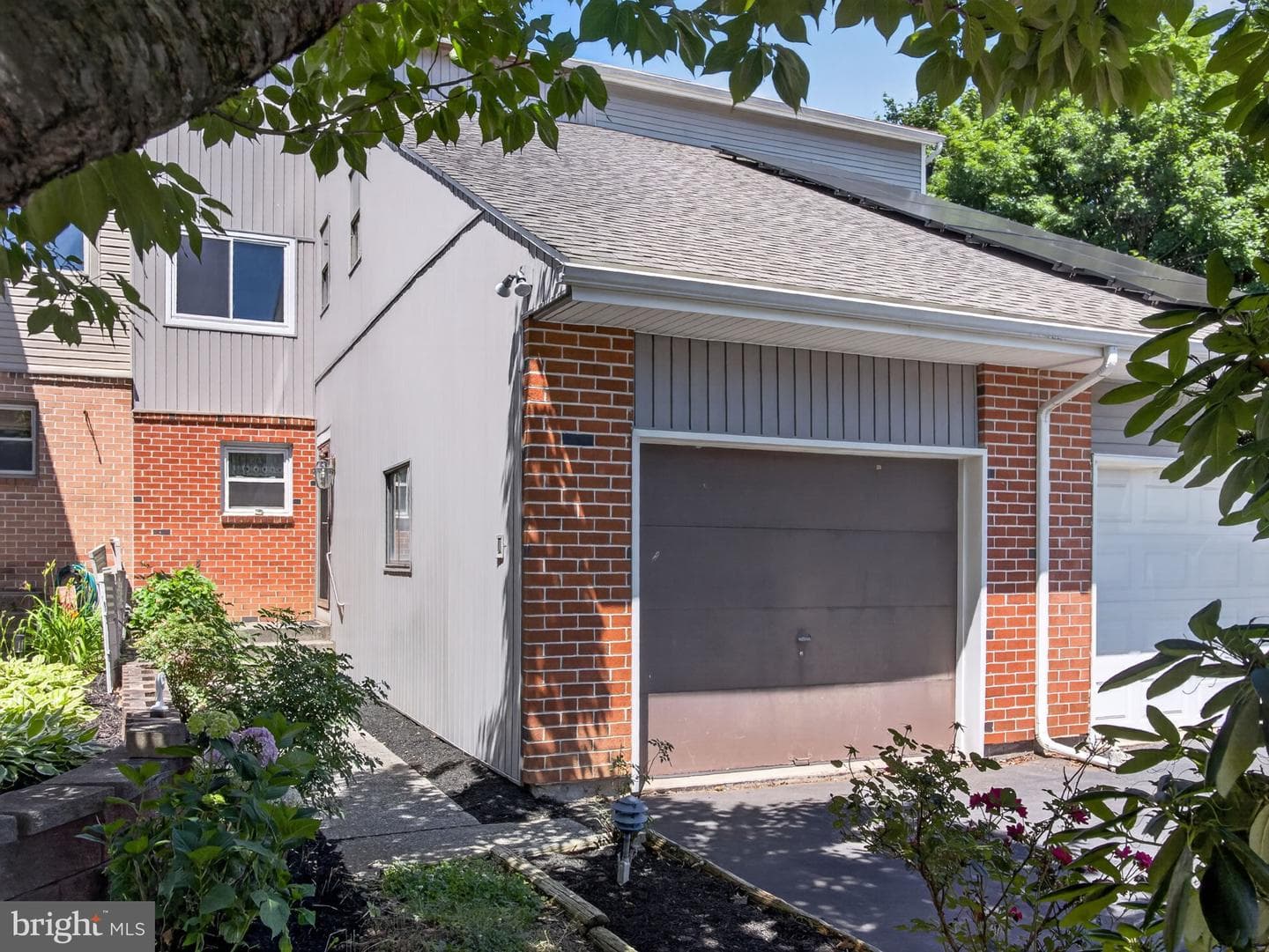 316 Parkside Drive