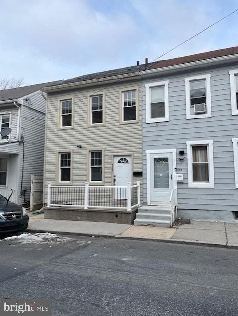 239 Weidman Street photo 1