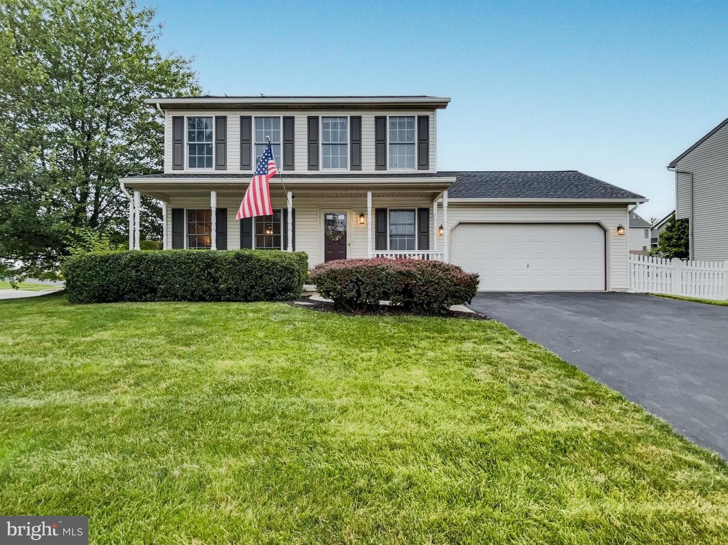 215 Fencepost Lane photo 1