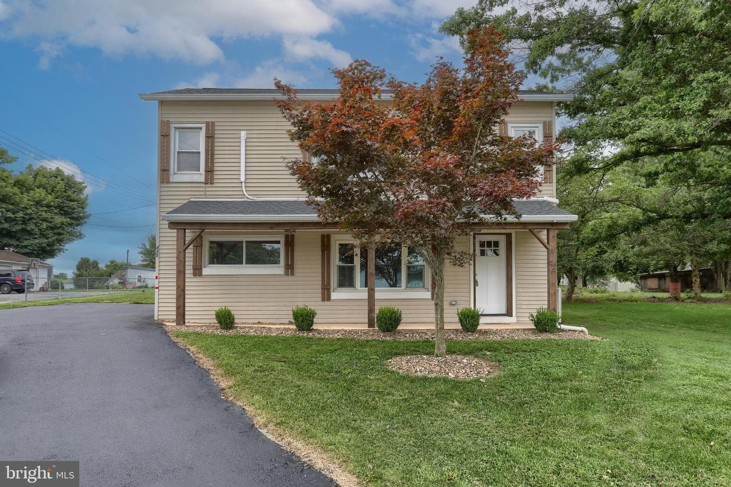 435 Mountville Drive photo 1