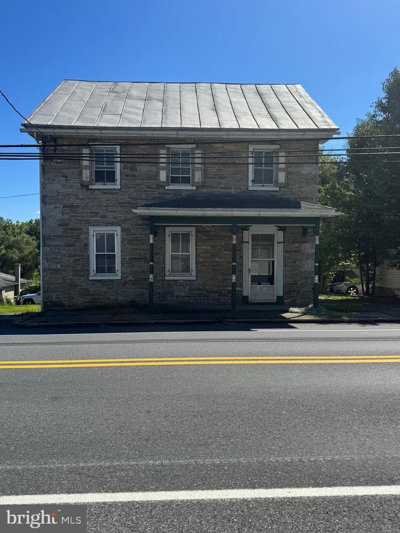 1467 Heidelberg Avenue photo 1