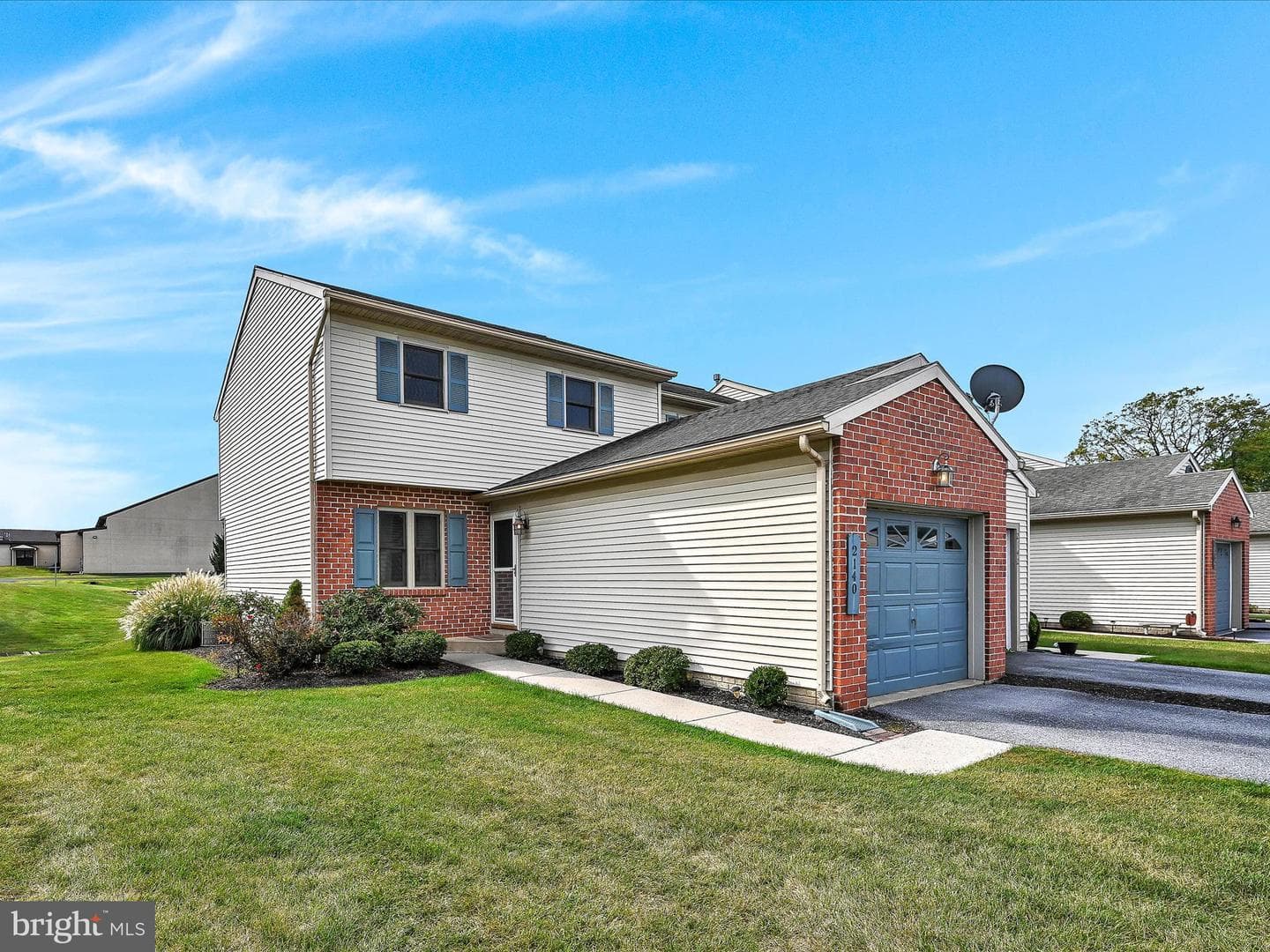 2140 Walnut Street photo 1