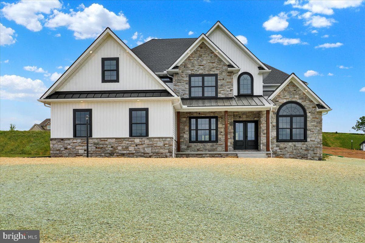 2002 Rolling Meadow Road
