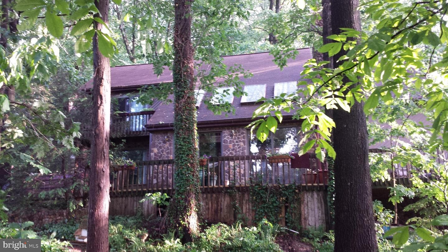 1529 Mount Zion Road, Lebanon