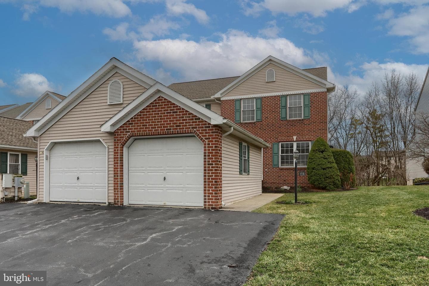 174 Spruce Ct photo 1