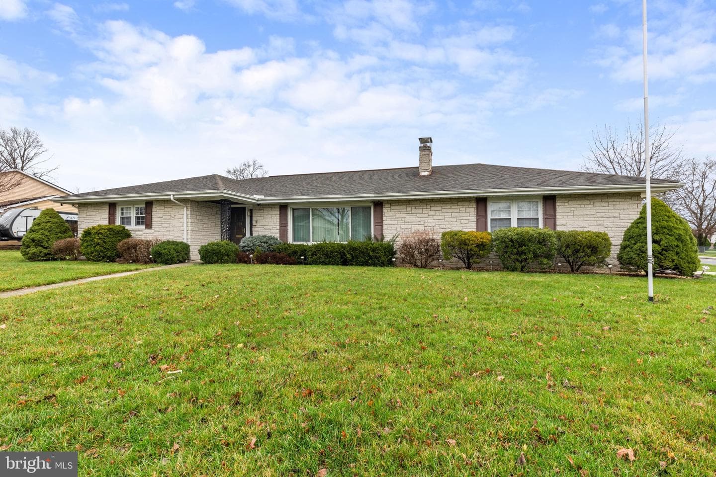 134 Lynnwood Drive photo 1