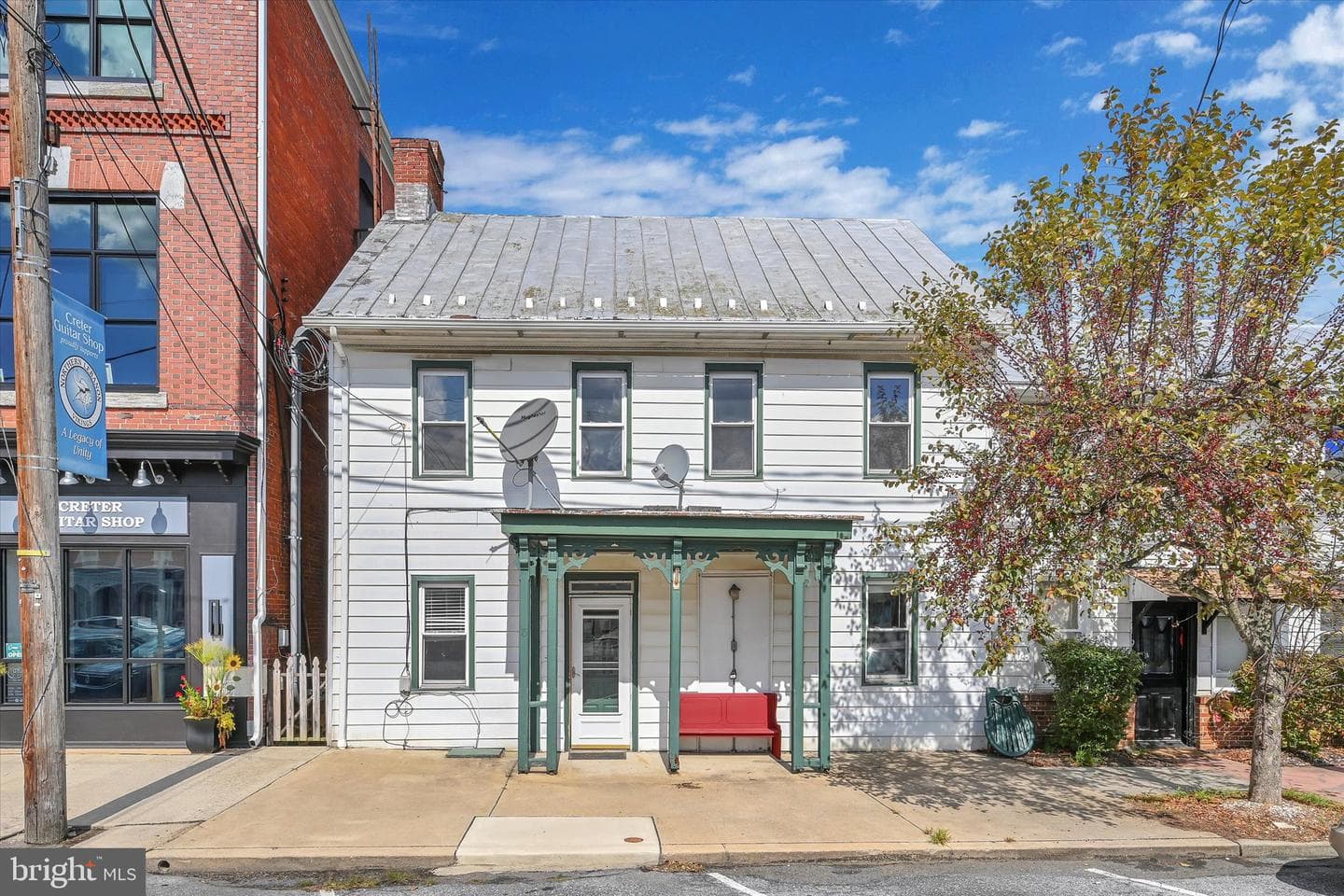 15 W Market Street