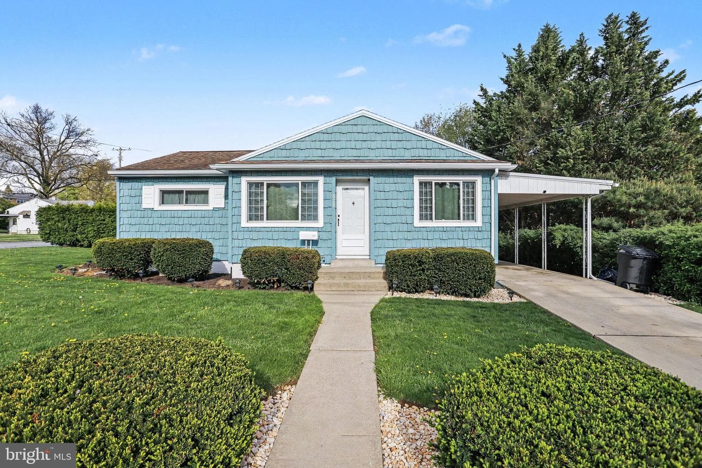 520 N 8th Avenue