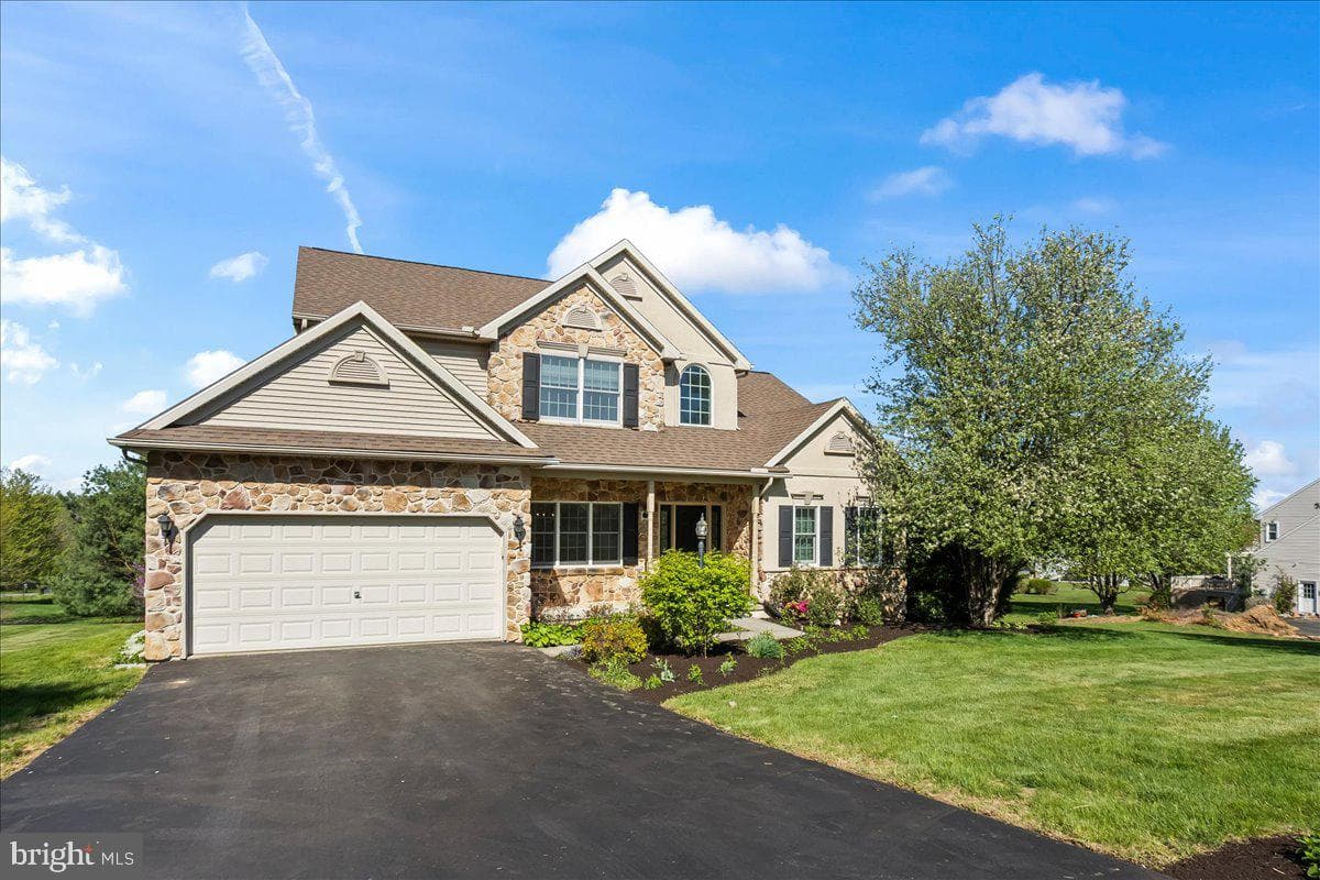 438 Lori Ann Court