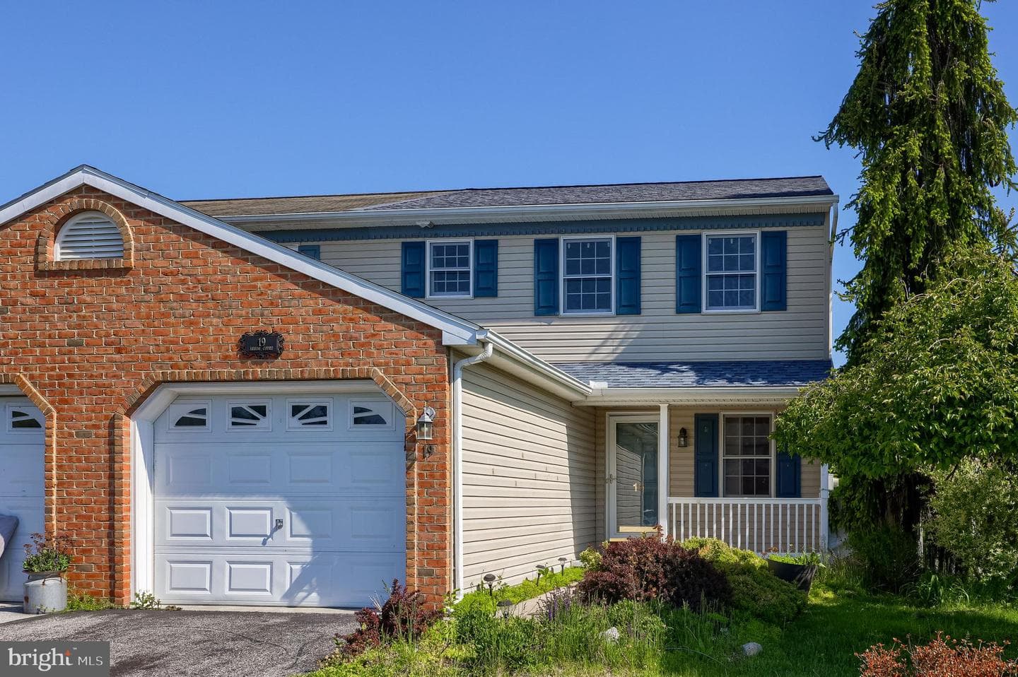 19 Arrow Crt.