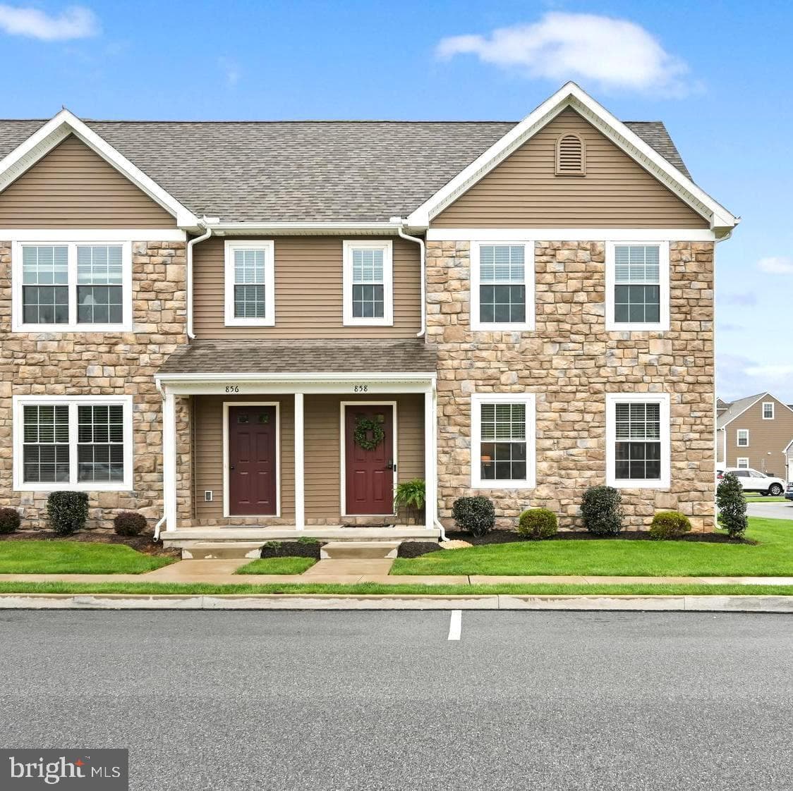 858 Byler Circle photo 1