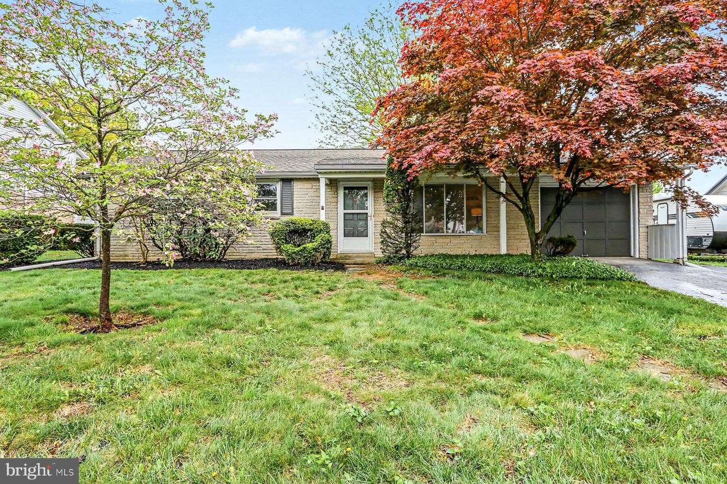 802 Willow Lane