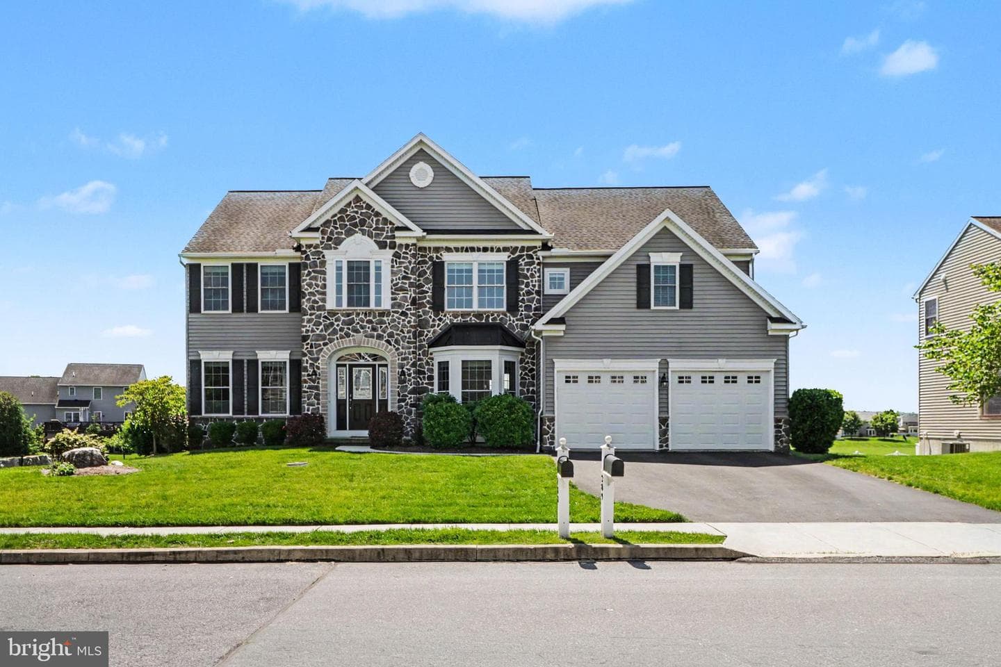 289 Sweetwater Drive