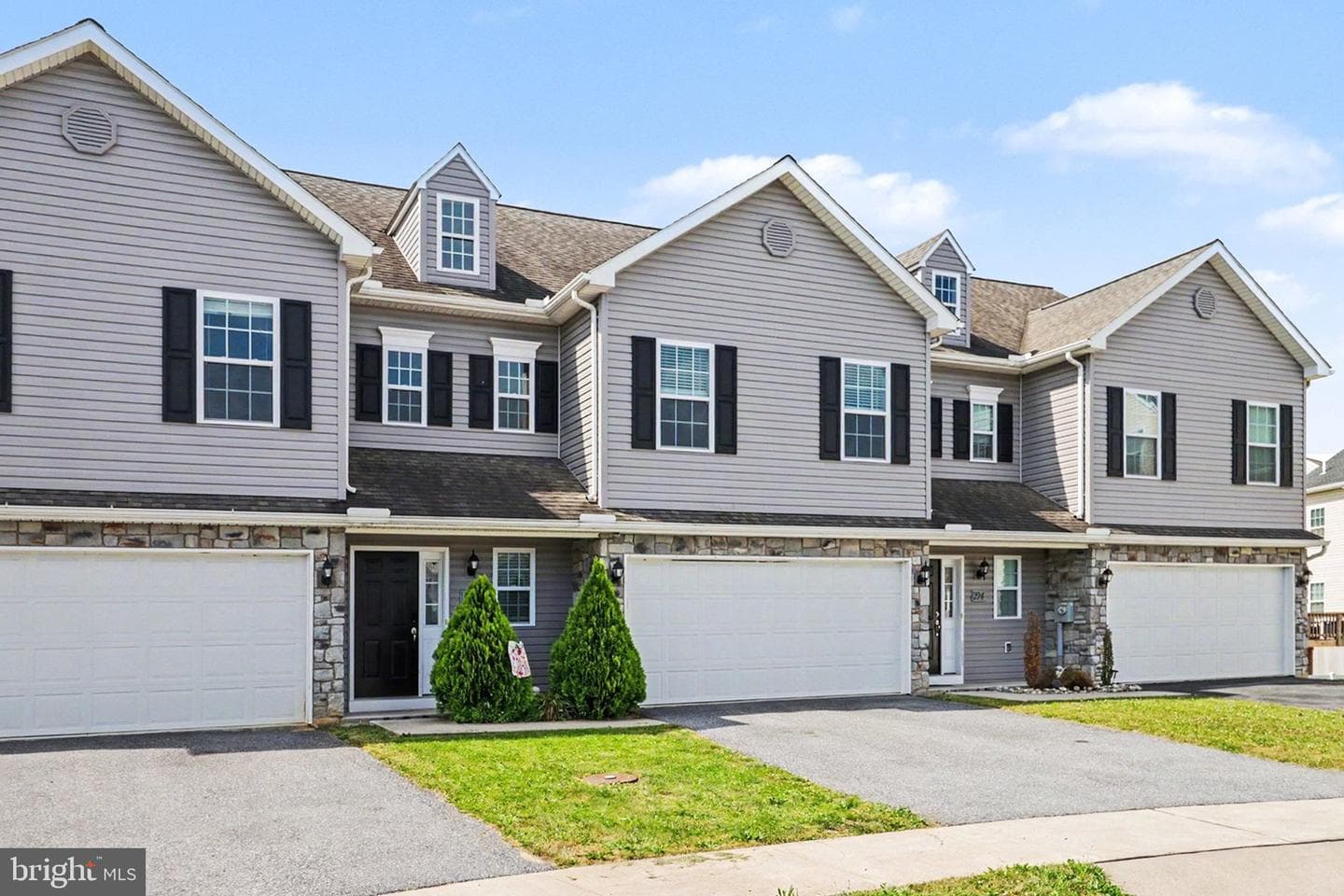 186 Braeburn Way, Palmyra